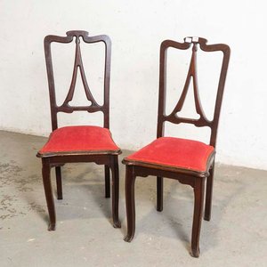 Lote anterior: Par de Sillas Estilo Art Nouveau Tapizadas en Pana Roja