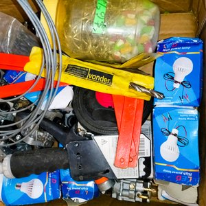 Lote: 3 Arcos de sierra, carburadores , ruedas, puntero de manguera, mechas - imagen 2