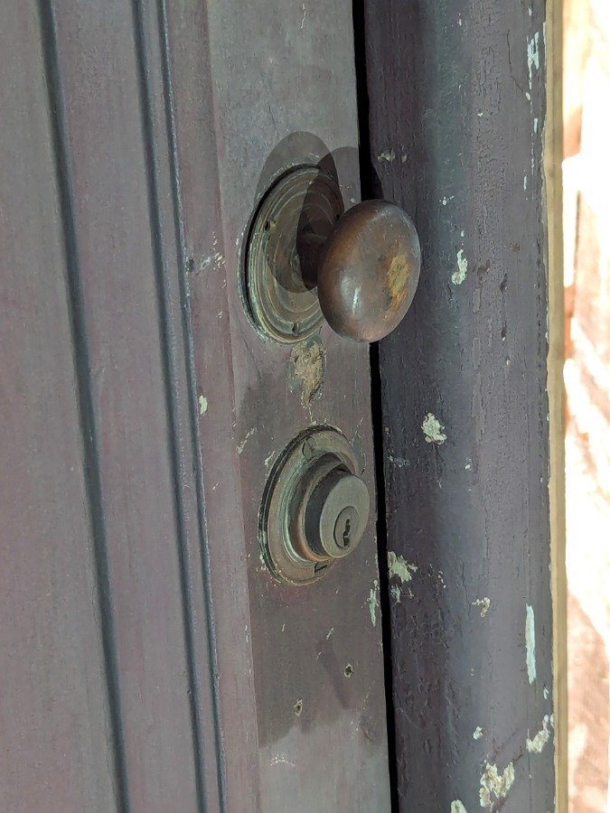 Puerta antigua de madera con arco carpanel - imagen 6