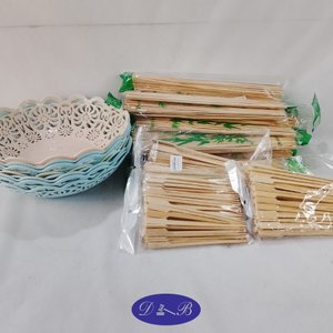 Lote anterior: Set de Fruteras/Paneras Plásticas y Pinchos para Brochette y Copetín
