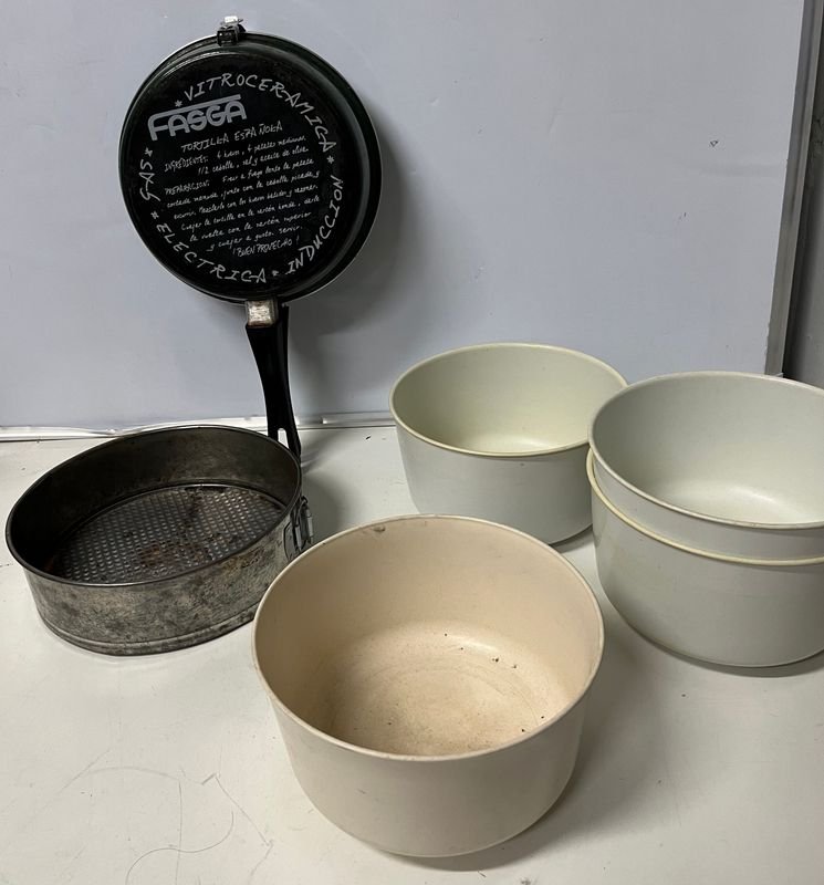 Sartén Doble "Vitrocerámica" Fasga, Tortera Desmontable y 4 Bowls Plásticos