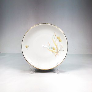 Plato de Porcelana Alemana Blanco con Diseño Floral y Borde Dorado - imagen 2