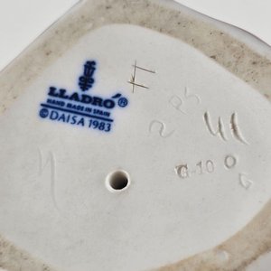 Figura de Porcelana Española Lladró Mujer con Sombrilla - imagen 6