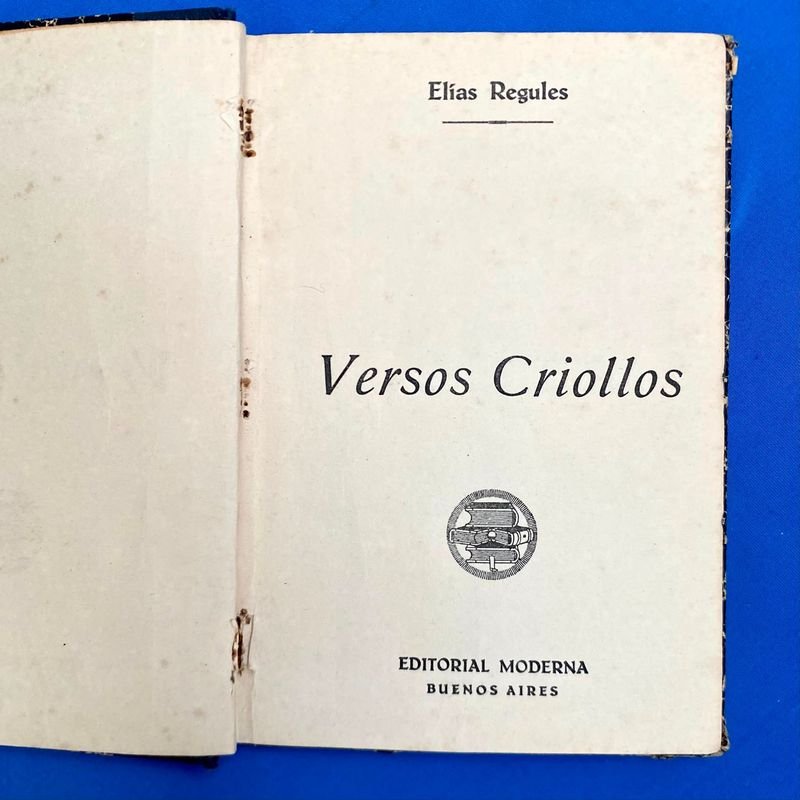 Libro "Versos Criollos" de Elías Regules - Poesía Gauchesca Uruguaya