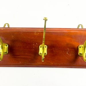 Perchero de Madera con Ganchos de Bronce - imagen 2