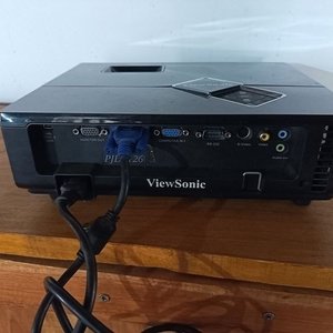 Proyector ViewSonic C6 DLP con Control Remoto - imagen 5