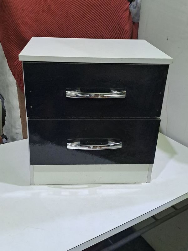 Item 868911 - Image 0