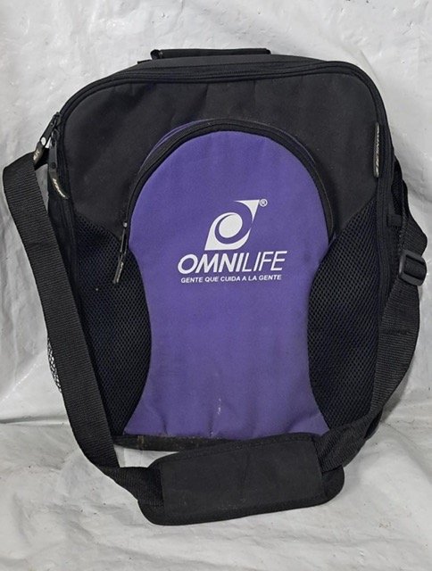 Mochila OmniLife Morada y Negra