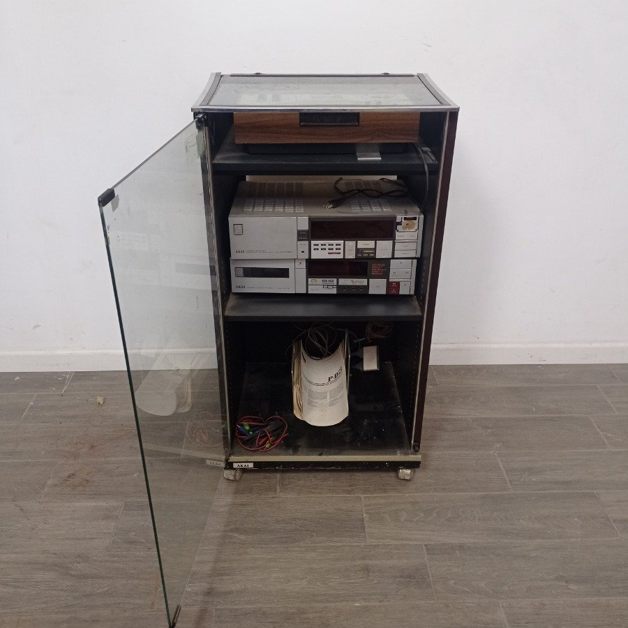 Item 15812 - Image 0