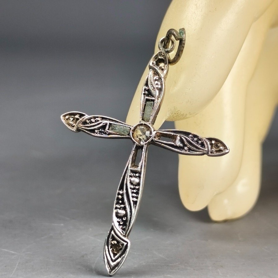 Item 16450 - Image 3