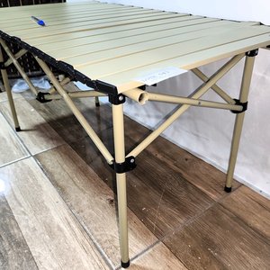 Mesa Plegable de Camping Arye Beige Esterillada 96x55cm - imagen 4