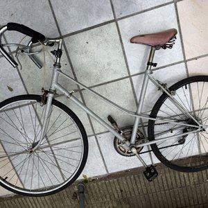 Bicicleta Clásica Vintage Gris Rodado 28 Estilo Años 80 - imagen 7