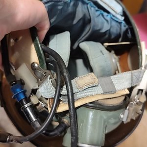 Casco de Piloto Soviético ZSH-5 con Máscara de Oxígeno KM-34 - imagen 7