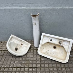 Lote anterior: Lote de 3 Piezas: 2 Bachas y 1 Pie de Bacha