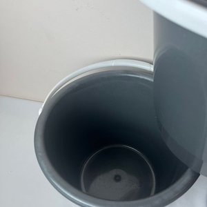Set de 3 Baldes Plásticos Nuevos Grises - imagen 4