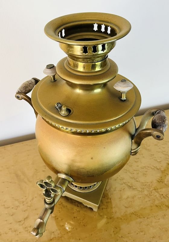 Samovar ruso antiguo de bronce y cobre, diseño clásico - imagen 2