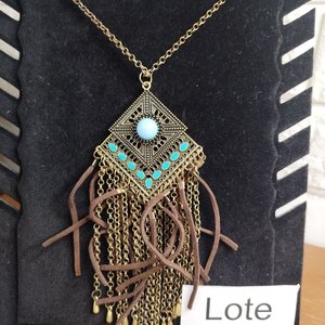 Lote de 3 Collares Largos: Conchas, Piedras y Estilo Boho - imagen 3