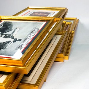 Lote de Portaretratos y Cuadros con Marcos Dorados Varios Tamaños - imagen 4