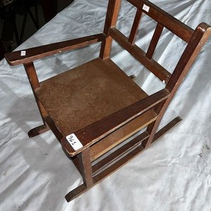 Mecedora Infantil de Madera - imagen 1