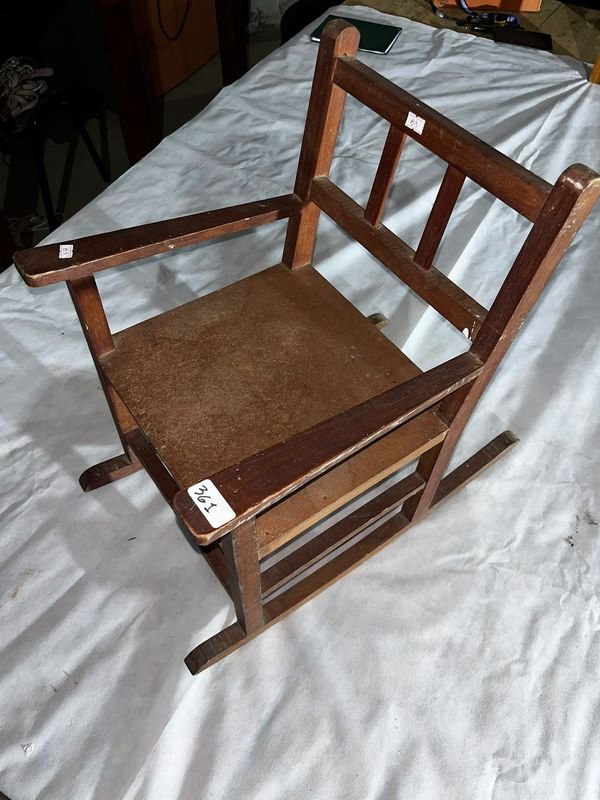 Mecedora Infantil de Madera
