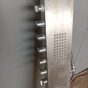Panel de Ducha de Acero Inoxidable con Múltiples Chorros - imagen 4