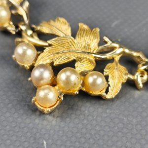 Collar "Coro" con Perlas y Hojas Doradas, Dos Cadenas de Plata - imagen 5