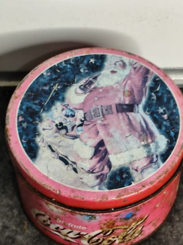 Lata Vintage Coca-Cola con Vela Aromática Navideña