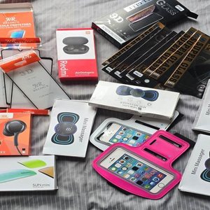 Lote anterior: Lote de Accesorios para Celular: Protectores de Pantalla, Auriculares y Masajeadores
