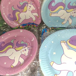 Lote anterior: Platos Descartables de Cartón con Diseño de Unicornios (Set de 4)