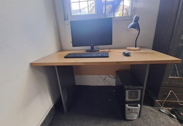 Escritorios de Madera y Accesorios para Oficina - imagen 7