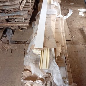 Lote de 100 Molduras de PVC Blancas para Construcción - imagen 2