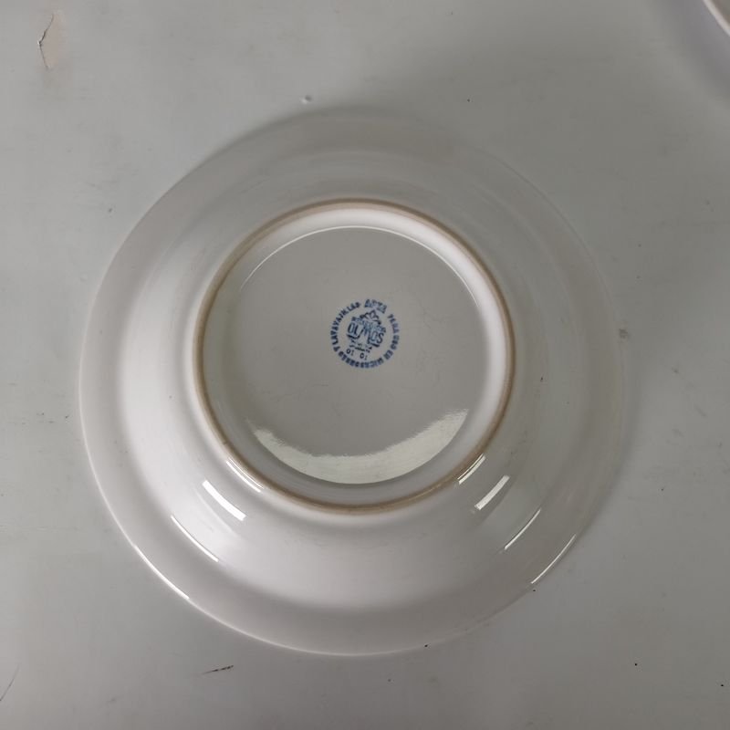 Platos de porcelana Olmos con logo de La Casa Violeta - imagen 3