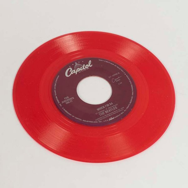 Disco Vinilo Single Capitol Records "When I'm 64" Edición Especial Coleccionista Color Rojo - imagen 1