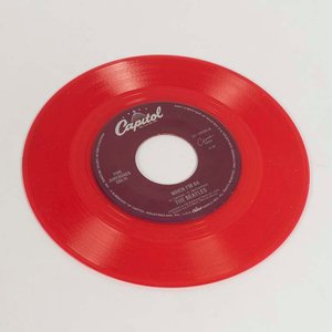 Disco Vinilo Single Capitol Records "When I'm 64" Edición Especial Coleccionista Color Rojo - imagen 1
