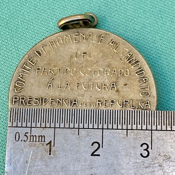 Medalla conmemorativa de Dr. Feliciano Viera - Presidente de la República Oriental del Uruguay 1915-1919 - imagen 3