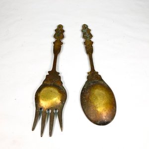 Juego de Cubiertos Decorativos en Bronce: Cuchara y Tenedor de 40 cm - imagen 3