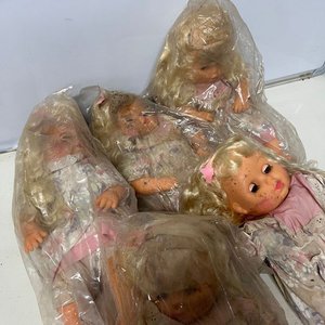 Lote de 36 Muñecas Rubias con Vestidos Florales - imagen 4