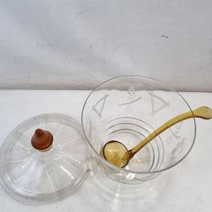 Azucarera de Cristal Tallado con Tapa Caramelo y Cuchara de Servicio - imagen 7