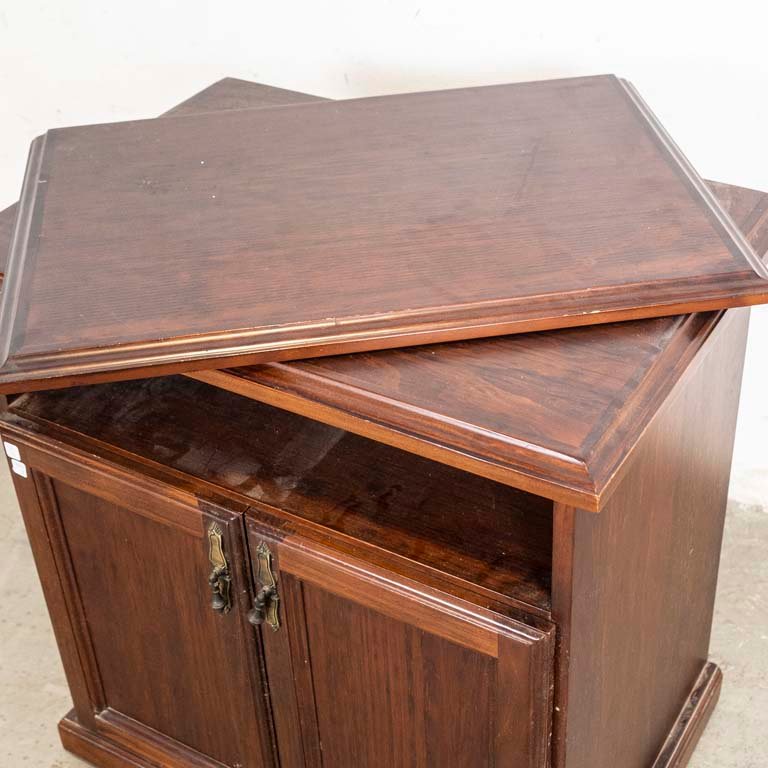 Item 2108085 - Image 1