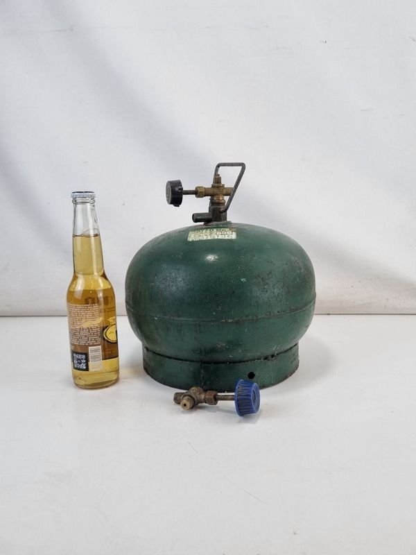 Tanque de Propano 3KG con Valvula y Capa - imagen 3