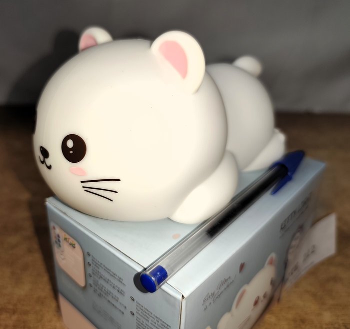 Lámpara LED infantil recargable Kitty, nueva en caja - imagen 5