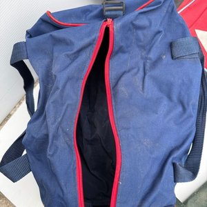 Lote de Bolsos y Mochilas Variados - imagen 2