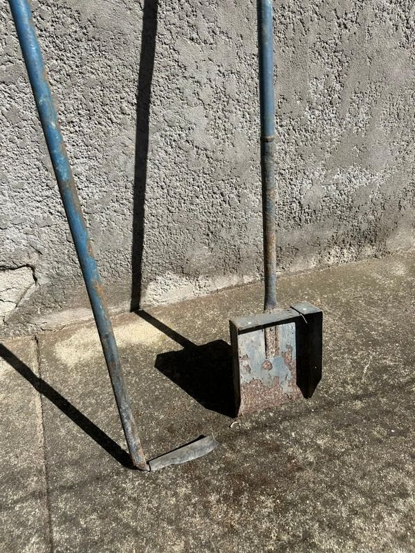 Herramientas de jardinería en buen estado - imagen 3