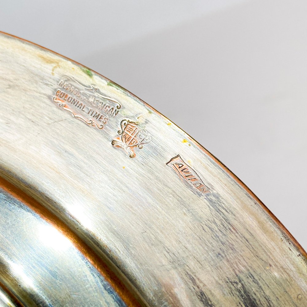 Centro metal labrado con tapa - imagen 3