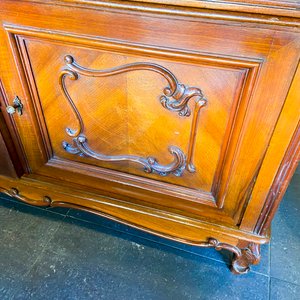 Mueble Aparador Antiguo con Mármol y Detalles Tallados - imagen 2