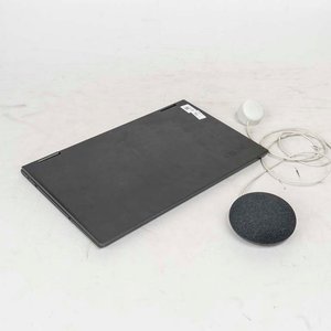 Laptop Lenovo Core i5 y Parlante Inteligente - imagen 2