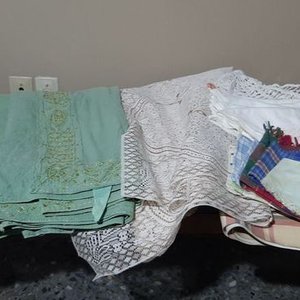 Lote anterior: Lote de Manteles, Carpetas y Servilletas de Tela