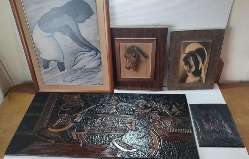 Lote de 5 Cuadros: Dos Repujados en Cobre y Tres Pinturas