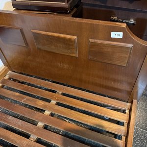 Cama de Una Plaza de Madera con Parrilla - imagen 2