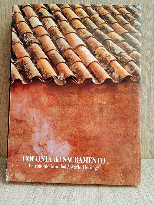 Item 883813 - Image 1